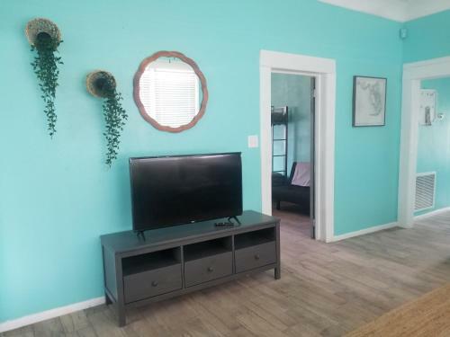 Ybor Newly Remodel Retreat