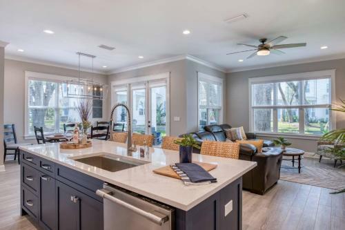 Villa Calissa On The Water