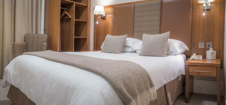 Mackays Hotel