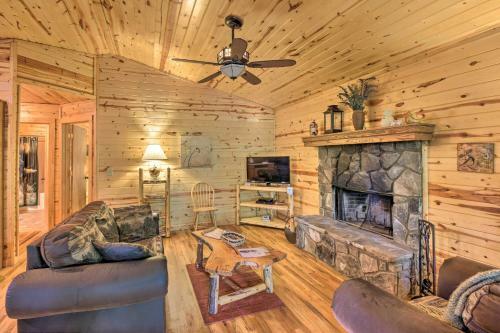 The Get Away At The Sautee Mountain Retreat