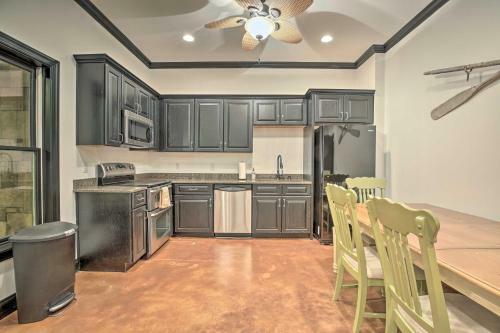 Spacious Lakefront Home With Screened-in Porch!