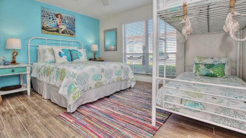 Madeira Beach Yacht Club By Teeming Vacation Rentals