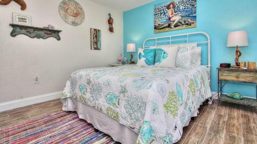Madeira Beach Yacht Club By Teeming Vacation Rentals