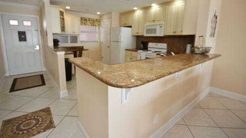 Sea Breeze By Teeming Vacation Rentals