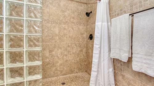 Sea Breeze By Teeming Vacation Rentals