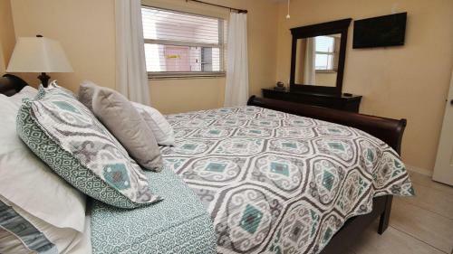 Sea Breeze By Teeming Vacation Rentals