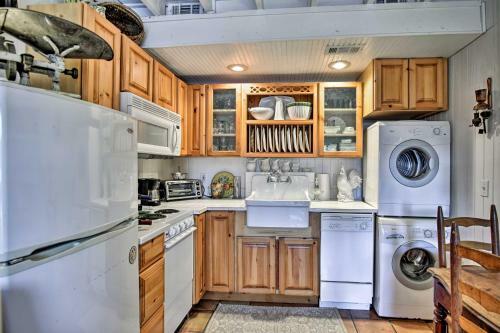 Altamonte Springs Home With Canoe On Lake Marion