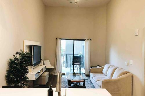 Cozy & Modern Apartment In Midtown Atlanta