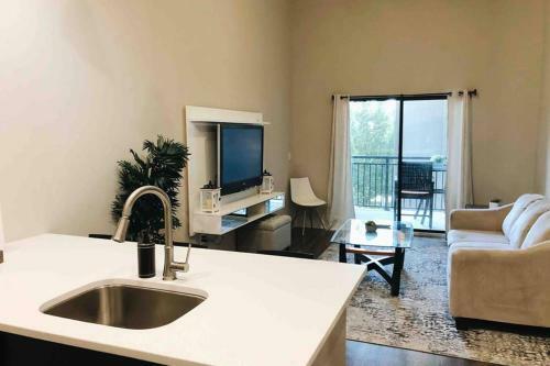 Cozy & Modern Apartment In Midtown Atlanta