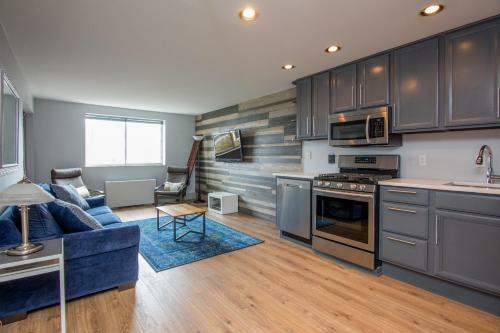 Apartamento 804 Free Parking Modern Downtown Apt, Great Wifi