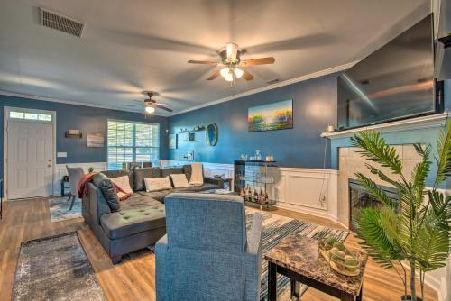 Elegant Townhome About 8 Mi To Downtown Atlanta!
