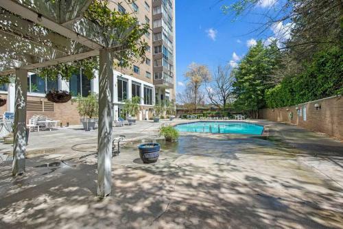 Apartamento 1001 Free Parking, 2 Bd, Modern Dtw, Great Wifi