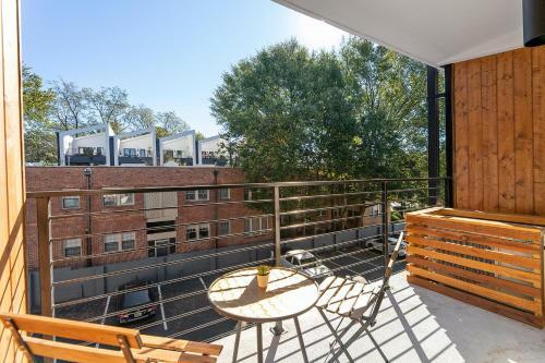 Apartamento Charming Studio, Best View In Midtown!