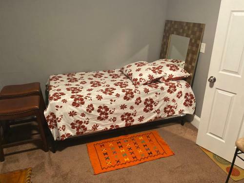 Cute, Trendy Sophisticated & Classy Room