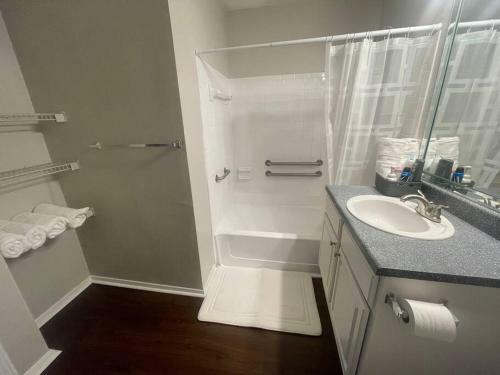 Apartamento Luxurious One Bedroom Suite