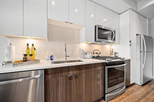 Apartamento Contemporary And Centrally Located In **buckhead**