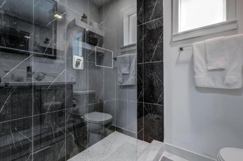 Apartamento Studio2zero Peaceful Off Peachtree Modern Studio