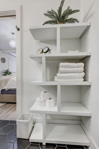 Studio9forty Apartment 40 With Queen Bed Sleeps 2