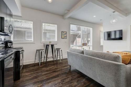 Studio9forty Sunshine Studio Apartment No Stairs