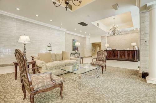 Put Your Feet Up 1bed 1 Bath Condo Downtown Atl