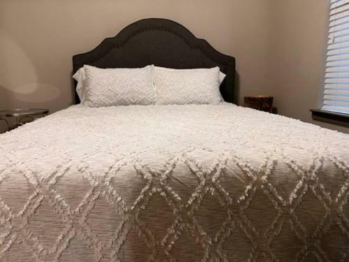 Cozy Atlantic Station Area One Bedroom Apartment
