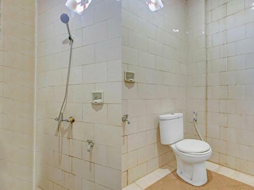 Spot On 90732 Hotel Wisata Indah
