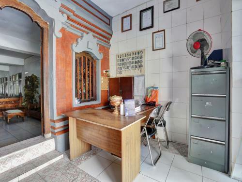 Spot On 90732 Hotel Wisata Indah