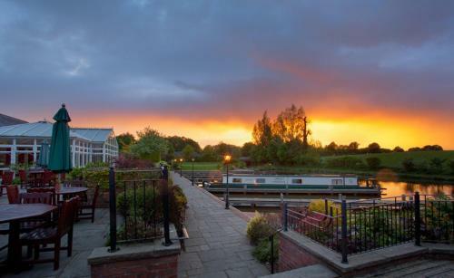 Lion Quays Hotel & Spa