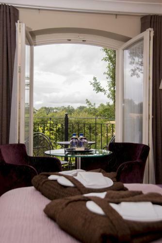 Lion Quays Hotel & Spa