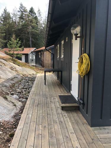 Lodge H�llestrand Cottage -sillen