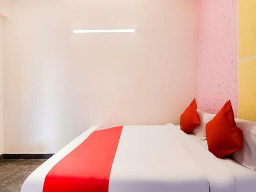 Hotel Staymaker Sonika Grand