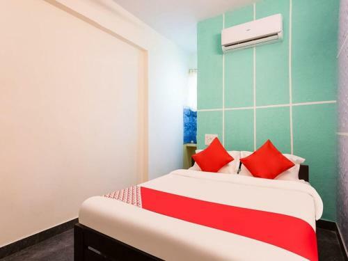 Hotel Staymaker Sonika Grand