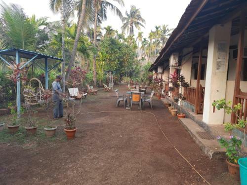 Hotel Savli Resort Shriwardhan
