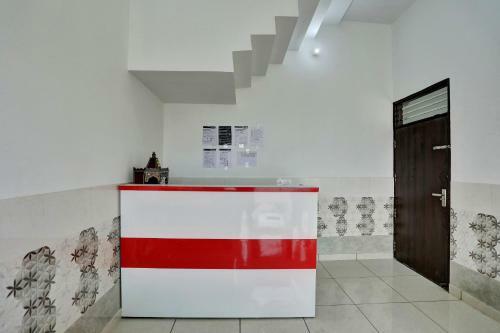 Oyo 85023 Love Kush Hotel