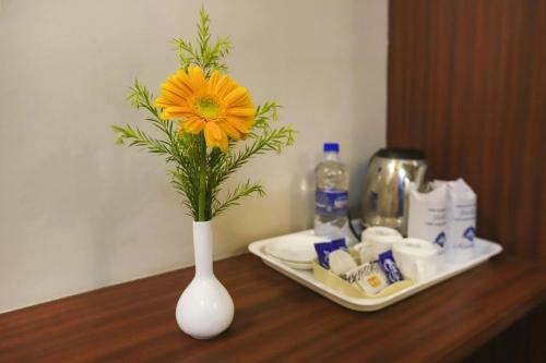 Townhouse Oak 46940 Hotel Vrindavan