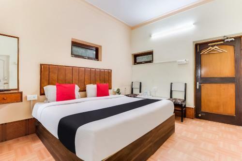Capital O 7418 Hotel Vijay Delux