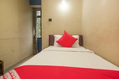 Oyo 27898 Hotel Isita International