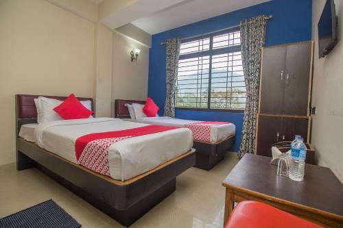 Oyo 27898 Hotel Isita International