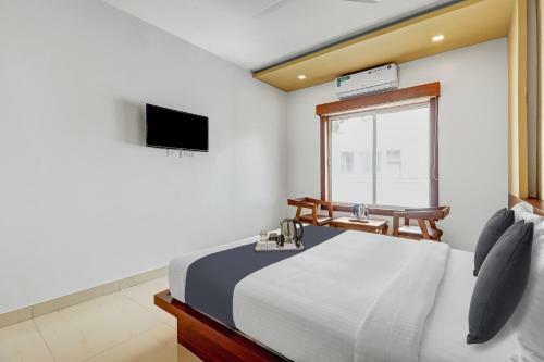 Hotel Townhouse Oak Sharoz Residency