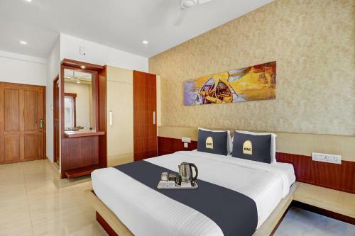 Hotel Townhouse Oak Sharoz Residency