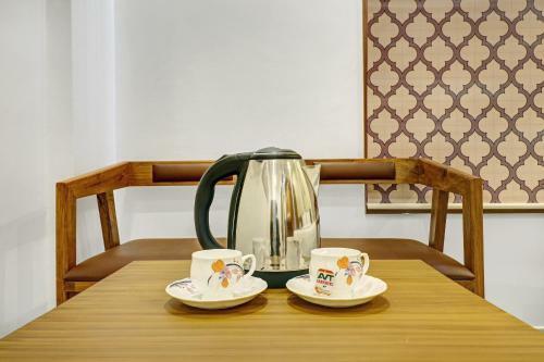 Hotel Townhouse Oak Sharoz Residency