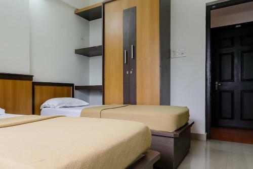 Hotel Spot On 39663 Sangamam Residency