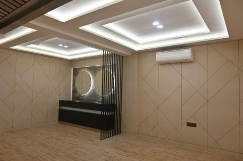 Hotel Privya Rooms And Banquet