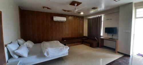 Tulsi Hill 3 Bhk Villa In Udaipur