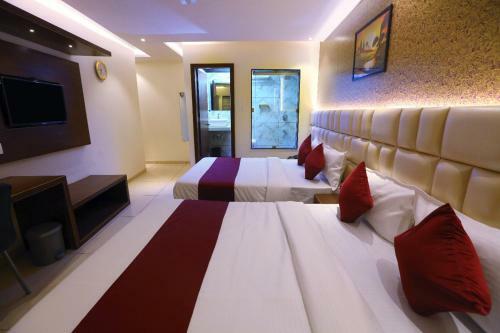 Hotel Hindustan Residency Thane
