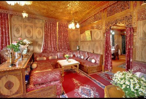 Hotel Meena Group Houseboats