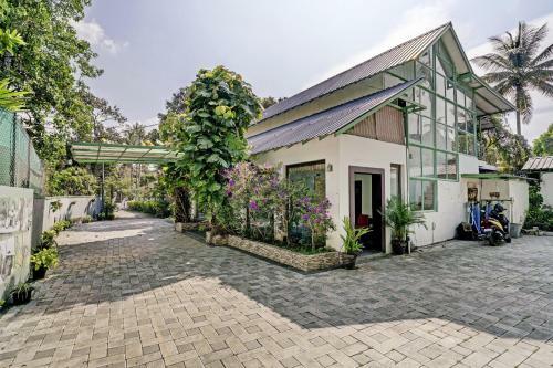 Hostal Oyo Home 79271 Luxurious Stay Spice Valley