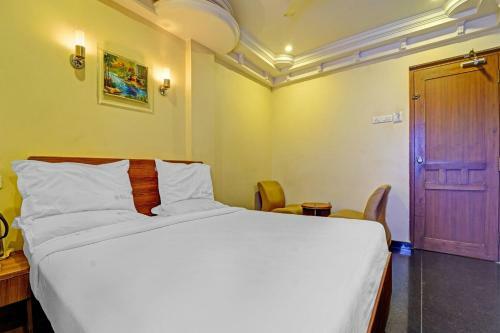 Collection O 83580 Hotel Royal
