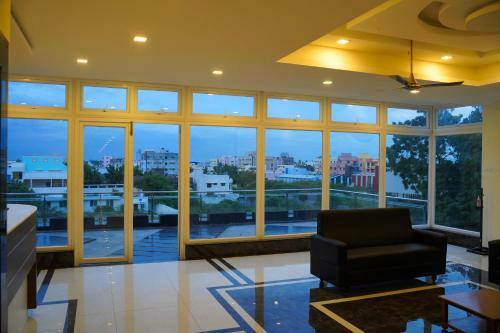 Hotel Manjhi Residency