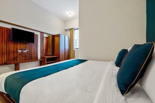 Hotel Silverkey Executive Stays 44127 Thumbay Comforts